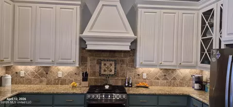 Kitchen - 155 Amethyst Dr, Brandon, MS 39047 photo 3 of 3