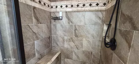 Bath - 155 Amethyst Dr, Brandon, MS 39047 photo 2 of 7