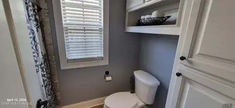 Bath - 155 Amethyst Dr, Brandon, MS 39047 photo 5 of 7