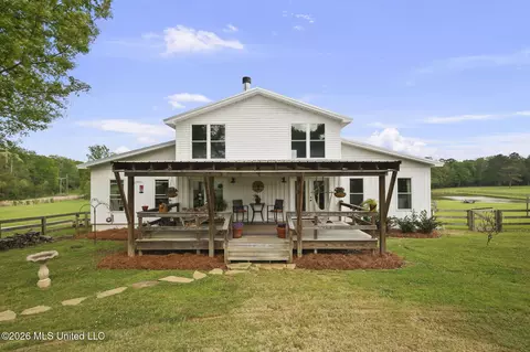 Exterior - 101 Lakeview Rd, Brandon, MS 39047 photo 31 of 43