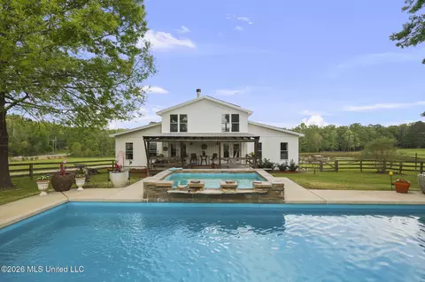 Exterior - 101 Lakeview Rd, Brandon, MS 39047 photo 23 of 43