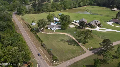 View/Area - 101 Lakeview Rd, Brandon, MS 39047 photo 1 of 10