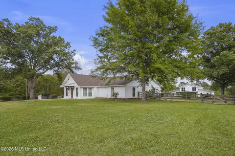 Other - 101 Lakeview Rd, Brandon, MS 39047 photo 2 of 35
