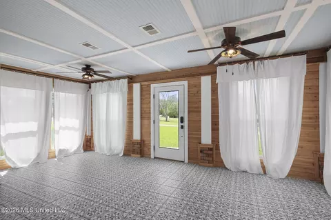 Exterior - 101 Lakeview Rd, Brandon, MS 39047 photo 11 of 43