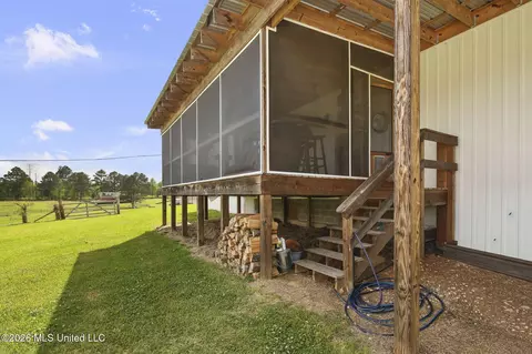 Exterior - 101 Lakeview Rd, Brandon, MS 39047 photo 39 of 43
