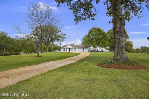 Other - 101 Lakeview Rd, Brandon, MS 39047 photo 1 of 35