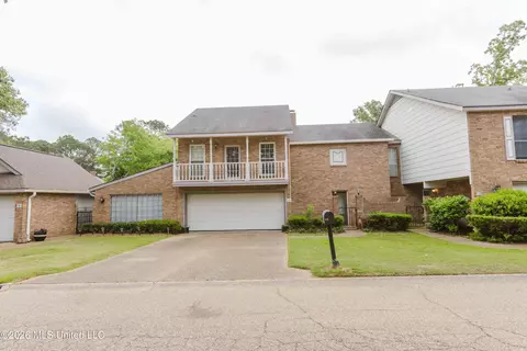Exterior - 69 Sycamore Ln, Brandon, MS 39042 photo 2 of 4
