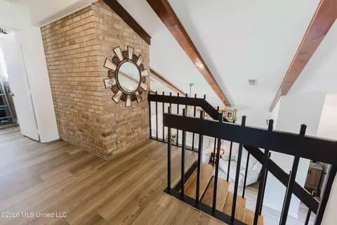 Entry Way - 69 Sycamore Ln, Brandon, MS 39042 photo 1 of 1