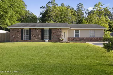 12916 Rosemont St, Ocean Springs, MS 39564