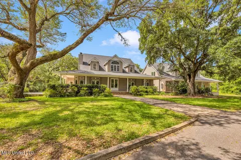 24071 Cuevas Delisle Rd, Pass Christian, MS 39571