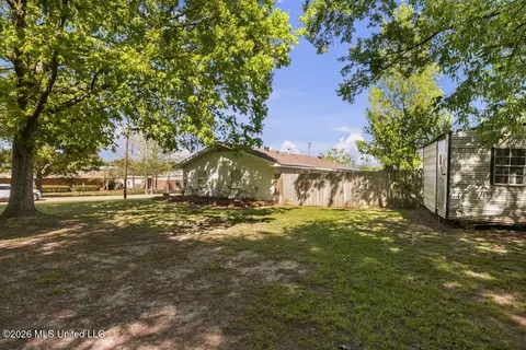 Exterior - 303 Cox Ferry Rd, Flora, MS 39071 photo 6 of 6