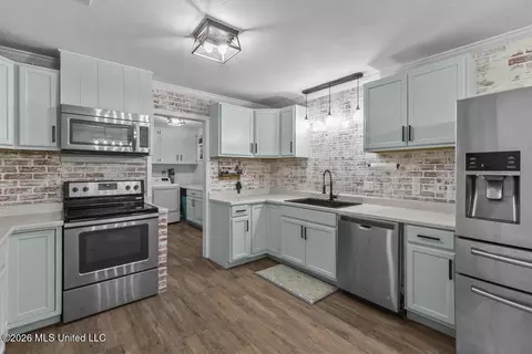 Kitchen - 303 Cox Ferry Rd, Flora, MS 39071 photo 1 of 5