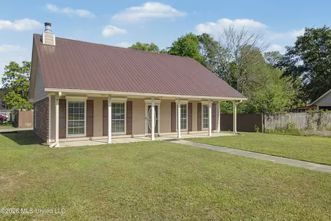 11966 Concorde Dr, Gulfport, MS 39503