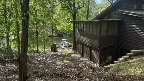 Exterior - 3337 Monans Rill Cv, Hernando, MS 38632 photo 6 of 8