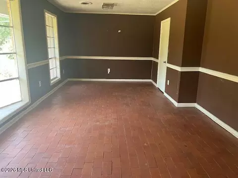 Living - 1132 Verbena St, Jackson, MS 39212 photo 1 of 4