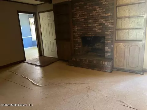 Living - 1132 Verbena St, Jackson, MS 39212 photo 3 of 4