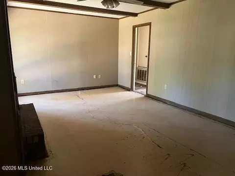 Living - 1132 Verbena St, Jackson, MS 39212 photo 4 of 4