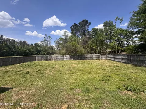 Exterior - 151 Notting Hill Pl, Canton, MS 39046 photo 2 of 3