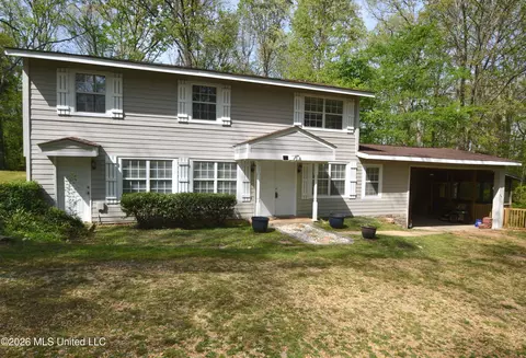 590 Leewood Rd, Holly Springs, MS 38635