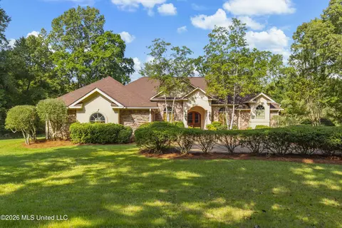 373 Chapel Hill Rd, Flora, MS 39071
