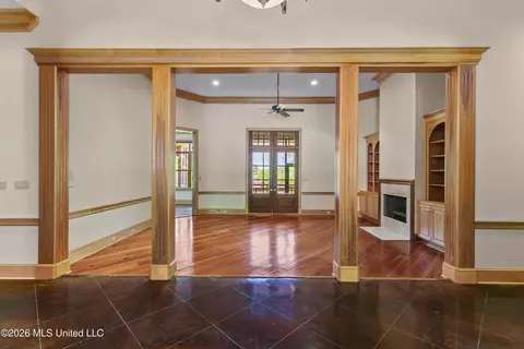 Living - 373 Chapel Hill Rd, Flora, MS 39071 photo 1 of 8