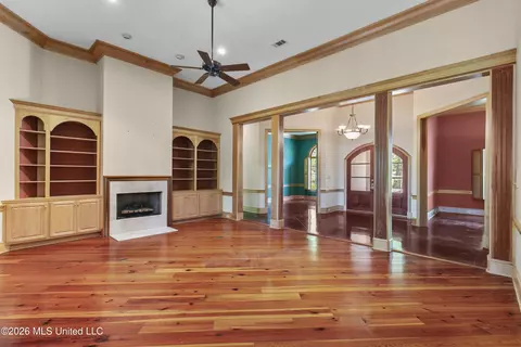 Living - 373 Chapel Hill Rd, Flora, MS 39071 photo 2 of 8