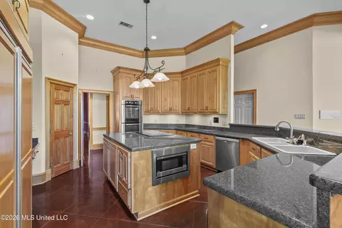 Kitchen - 373 Chapel Hill Rd, Flora, MS 39071 photo 1 of 2