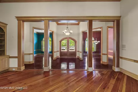 Entry Way - 373 Chapel Hill Rd, Flora, MS 39071 photo 1 of 2