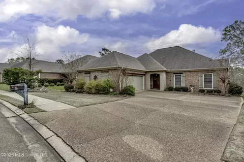 607 Willow Court Cir, Brandon, MS 39047