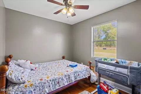 Bedroom - 113 Clyde Pipkins Rd, Lucedale, MS 39452 photo 4 of 7