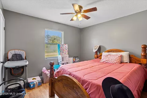 Bedroom - 113 Clyde Pipkins Rd, Lucedale, MS 39452 photo 6 of 7