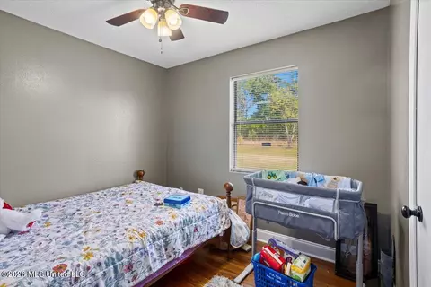 Bedroom - 113 Clyde Pipkins Rd, Lucedale, MS 39452 photo 5 of 7