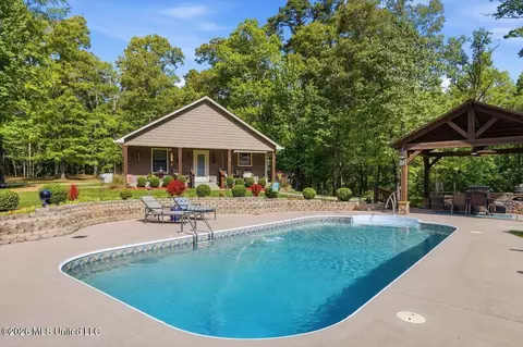 Exterior - 174 S Eagle Ridge Dr, Florence, MS 39073 photo 12 of 24