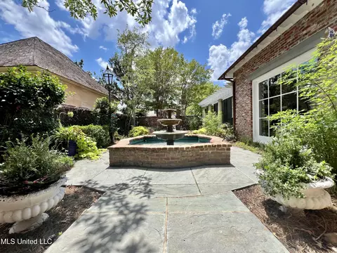 Exterior - 409 Roses Bluff Dr, Madison, MS 39110 photo 3 of 21