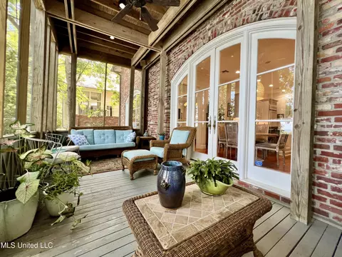 Exterior - 409 Roses Bluff Dr, Madison, MS 39110 photo 9 of 21