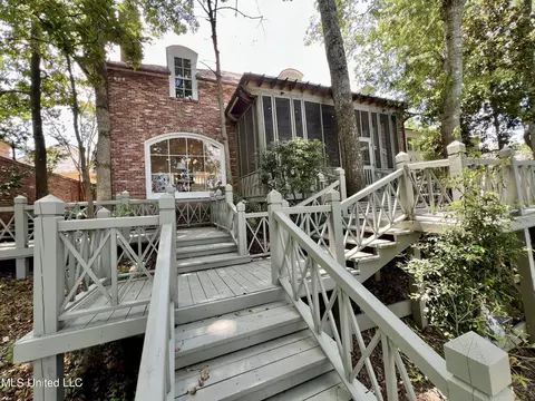 Exterior - 409 Roses Bluff Dr, Madison, MS 39110 photo 10 of 21