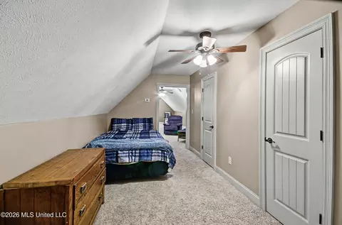 Bedroom - 2964 Highway 471, Brandon, MS 39047 photo 10 of 13