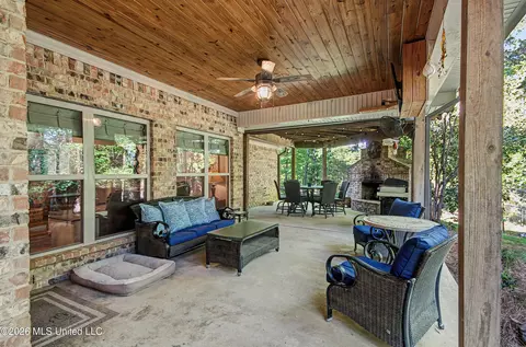 Exterior - 2964 Highway 471, Brandon, MS 39047 photo 11 of 13