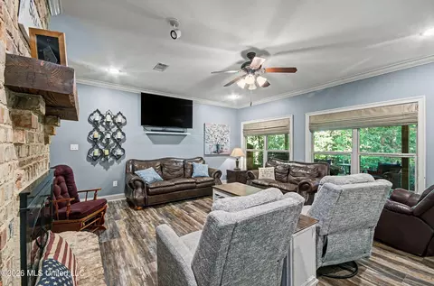 Living - 2964 Highway 471, Brandon, MS 39047 photo 1 of 1