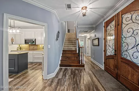 Entry Way - 2964 Highway 471, Brandon, MS 39047 photo 2 of 2