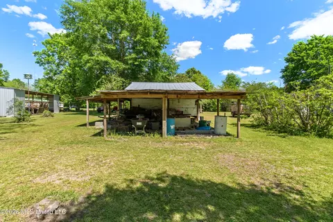 Exterior - 294 Saint Peter St, State Line, MS 39362 photo 12 of 15