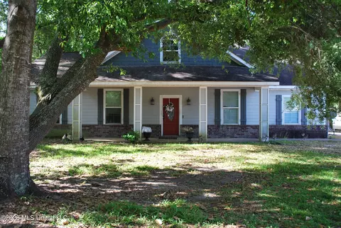 12901 Spanish Dr, Ocean Springs, MS 39564