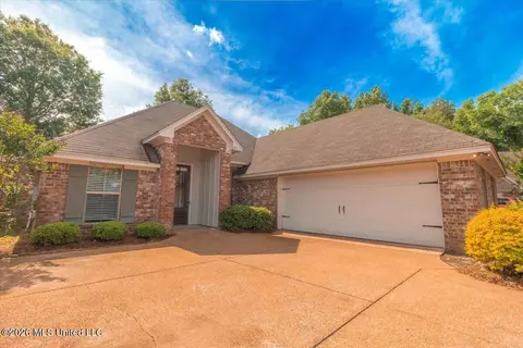107 Moss Crk, Canton, MS 39046