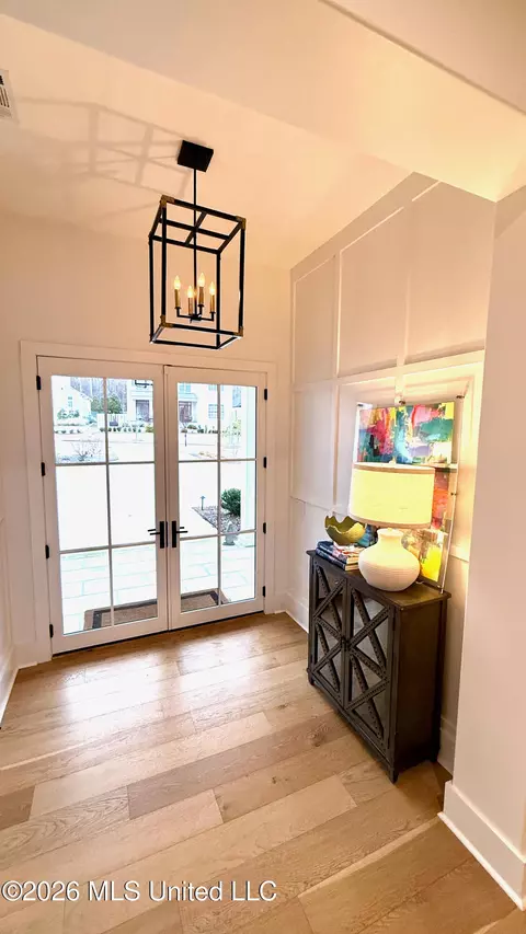 Entry Way - 117 N Natchez Dr, Madison, MS 39110 photo 3 of 8