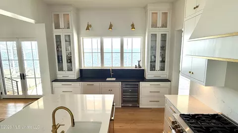 Kitchen - 117 N Natchez Dr, Madison, MS 39110 photo 2 of 4
