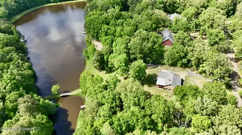 View/Area - 215 Trace Cir, Raymond, MS 39154 photo 5 of 7