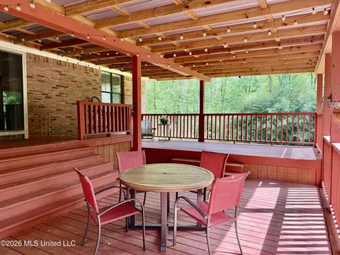Exterior - 215 Trace Cir, Raymond, MS 39154 photo 9 of 16