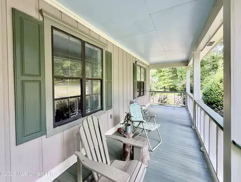 Exterior - 215 Trace Cir, Raymond, MS 39154 photo 6 of 16