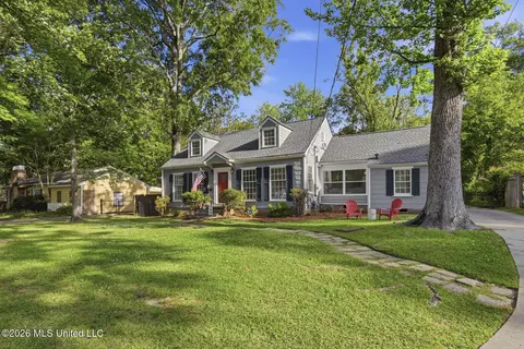 Exterior - 836 Brookwood Rd, Jackson, MS 39206 photo 2 of 6