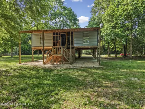 143 Ralphs Dr, Leakesville, MS 39451